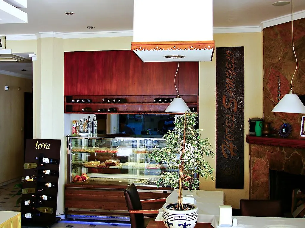Samyeli Hotel Çandarlı